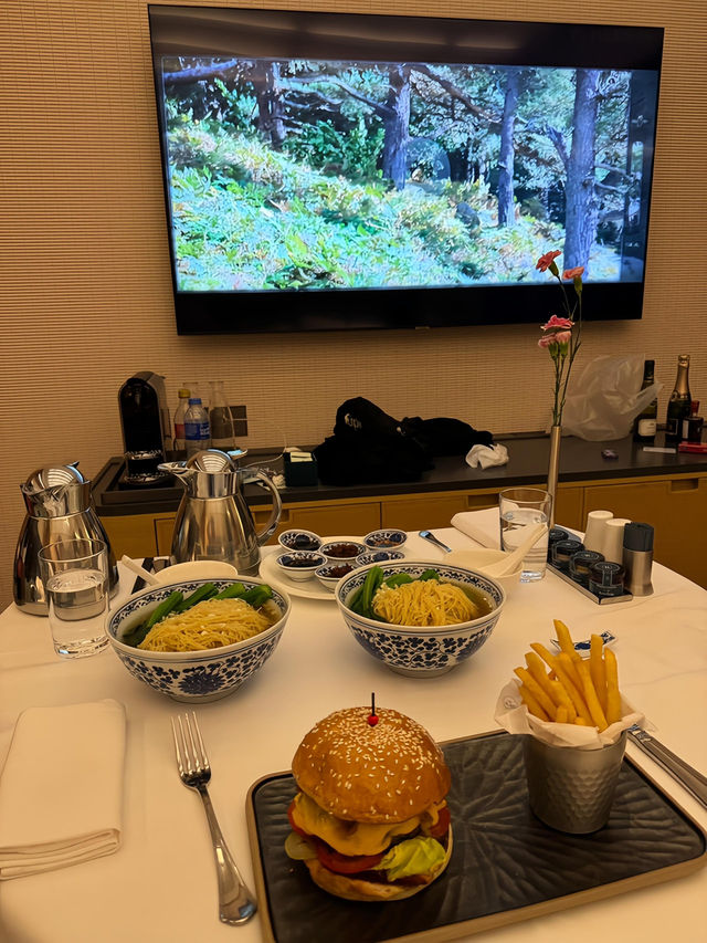 香港住宿天花板！K11旁泡湯賞維港夜景太絕了！