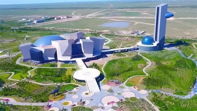 錫盟二連浩特市|邊境之城，恐龍之鄉