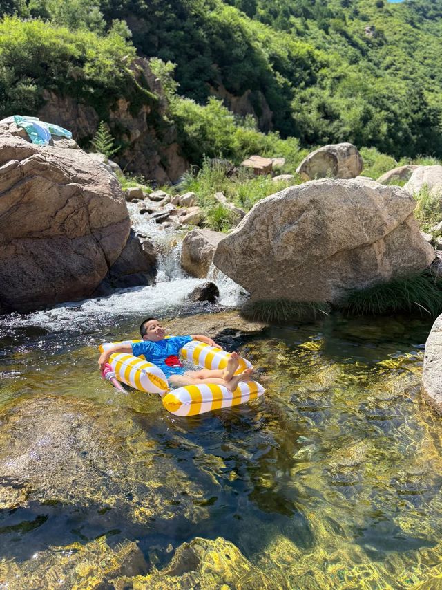 京郊溯溪（露營玩水徒步山坳裏隱藏）