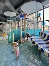 親子水樂園撒歡指南3.3萬㎡溫泉水樂園,泡私湯玩高空泳池