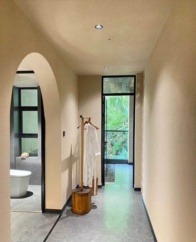 青城山下偷得半日閒古街漫步&私湯民宿也太絕了！