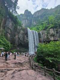 慢“讀”百丈漈