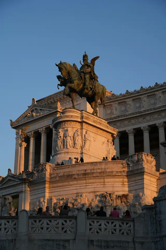 The 12-day winter France-Italy-Switzerland tour nanny-level guide is here!