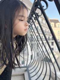 金山度假｜住進法式湖畔莊園式酒店