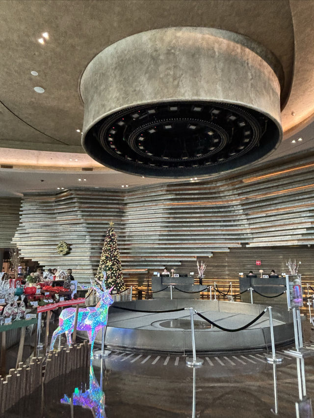 沉浸式打卡上海佘山世茂洲際酒店,這感覺絕了! 沉浸式打卡上海佘山世茂洲際酒店,這感覺絕了!