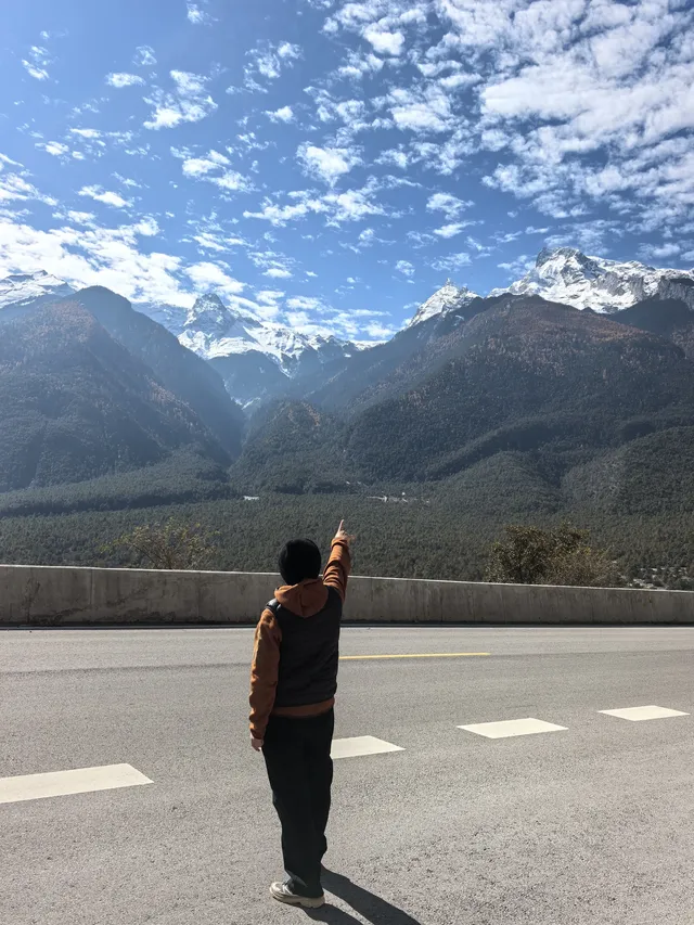 棄了「虎跳峽」選了「虎香公路」 棄了「虎跳峽」選了「虎香公路」