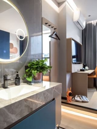 By the Hub · Feihong Road | An Expressive Stay for Business Travelers