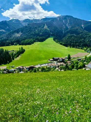 アルプス風の高原で味わう至福のひととき。 | Trip.com スイス