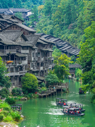 Keindahan Cahaya dan Pemandangan Wujiangzhai yang Estetik untuk Foto.