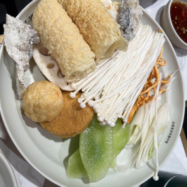 奶蓋控必去和牛火鍋店😋😋