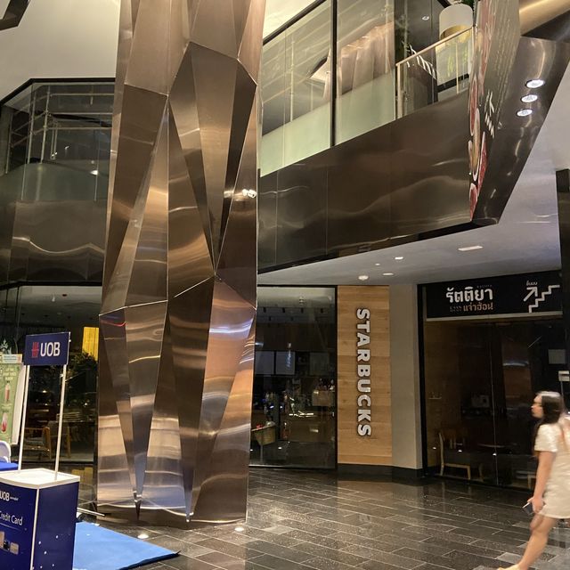 태국 방콕 여행, 아바타 나무가 생각나는 루프탑 바 티츄카