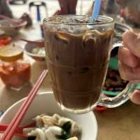 話望生鎮的華人料理 🍲🥛