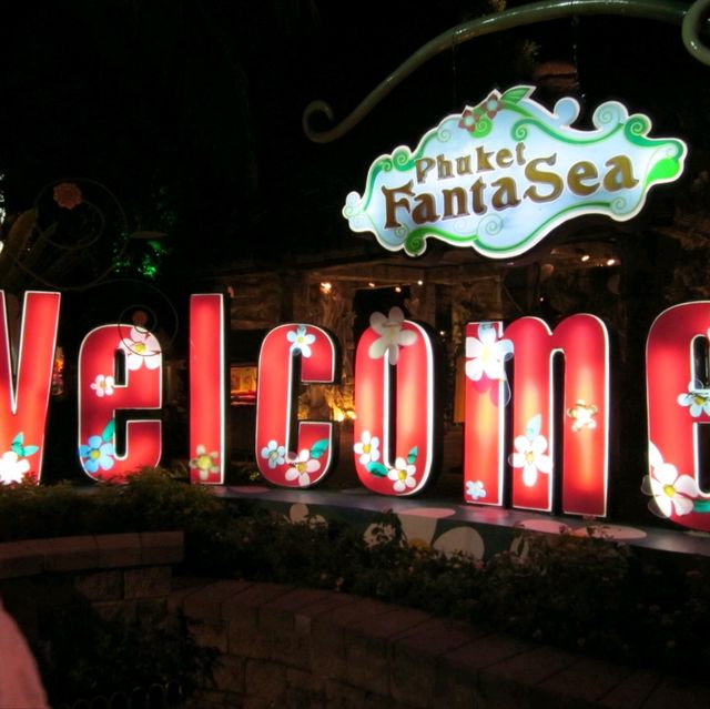 Fabulous Phuket Fantasea 