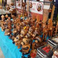 ถนนคนเดินวัวลาย วันเสาร์ เชียงใหม่