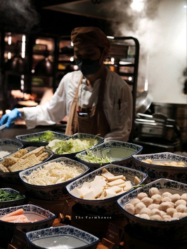 北角嘆住海景食自助餐