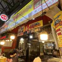 【韓国ソウル・広蔵市場】行列に並んでも食べたいねじりドーナツ「サプチャルクァベギ」