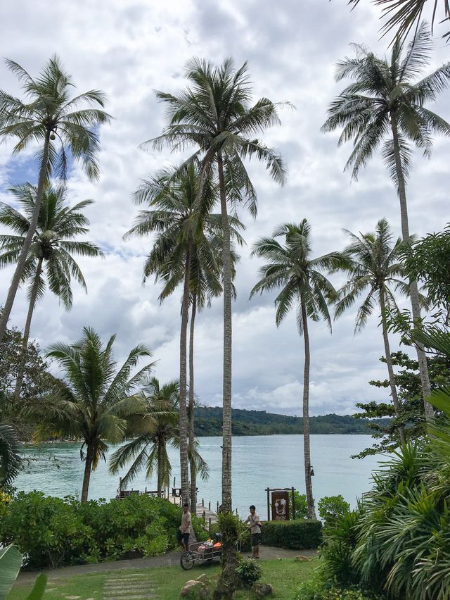 Away Koh Kood Resort เกาะกูด 🌿