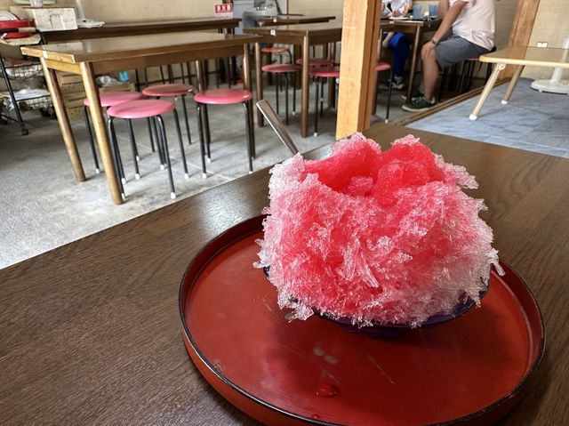 岐阜・岐阜公園。ちょっと『金華茶屋』で休憩しませんか？かき氷は350円也。