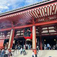 永遠人來人往熱鬧的淺草寺