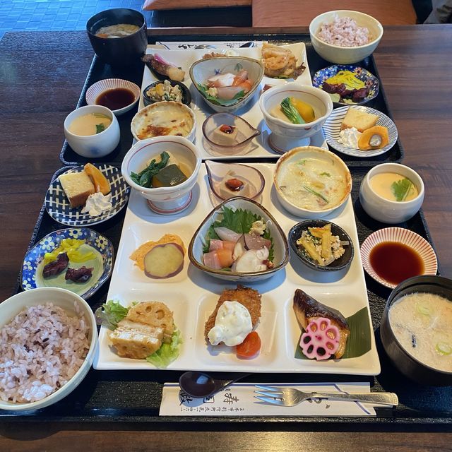 三木ランチ寿司屋の月替り膳が大人気 
