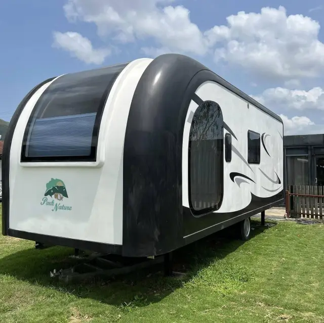 元朗錦田逢吉鄉露營車