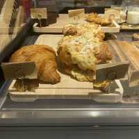 Kings Cart: Where Coffee and Cuisine Reigns