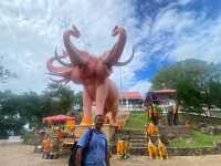 Walk up 166m in Awe of 20m Golden Buddha