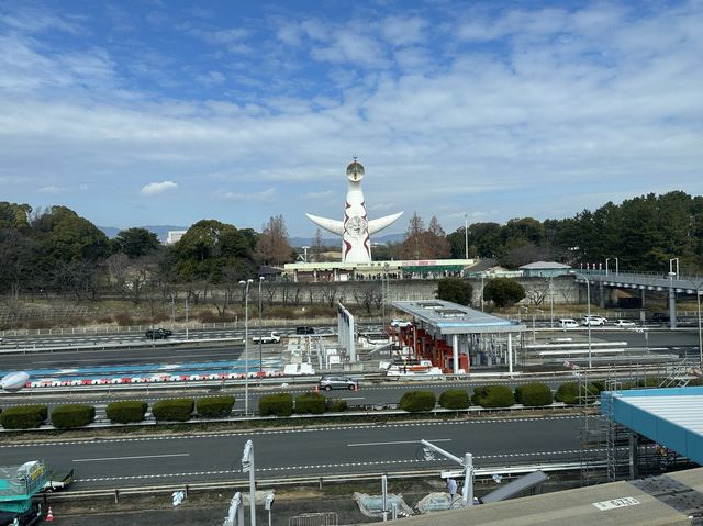 日本大阪｜萬博紀念公園中的巨塔