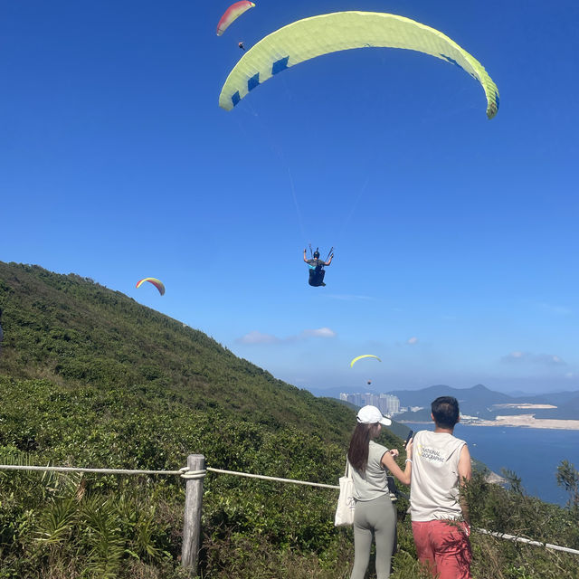 Dragon’s back & Big wave beach: View and Surf