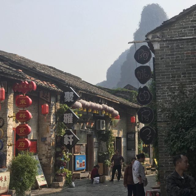 Huang Yao in Hezhou, Guangxi Province