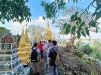 สักการะสิ่งศักดิ์สิทธิ์วัดในเขา ชุมพร