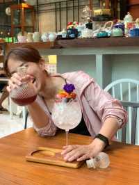 2nd November Cafe | คาเฟ่ลับเขาหล่น นครนายก