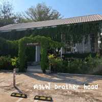 คาเฟ่ Brother Hood จ.มหาสารคาม