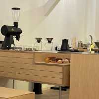 Ourlog Coffee：美味可頌、芝士蛋糕和濃鬱咖啡，讓你找到一絲安寧