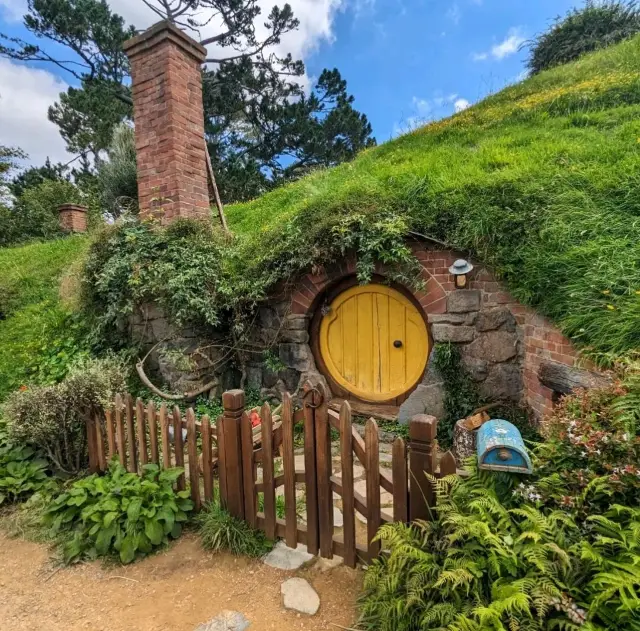 Hobbiton, a must in New Zealand!