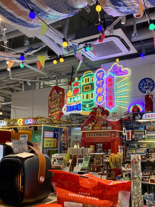 新スポット！【香港】中環街市(セントラルマーケット)