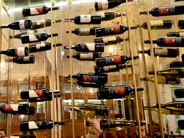 Adonin Restaurant