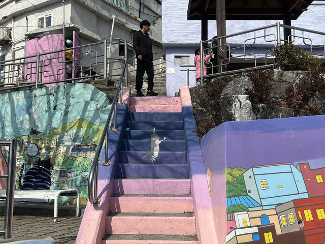 韓國釜山景點|甘川洞文化村，彩色房子造景太美了~