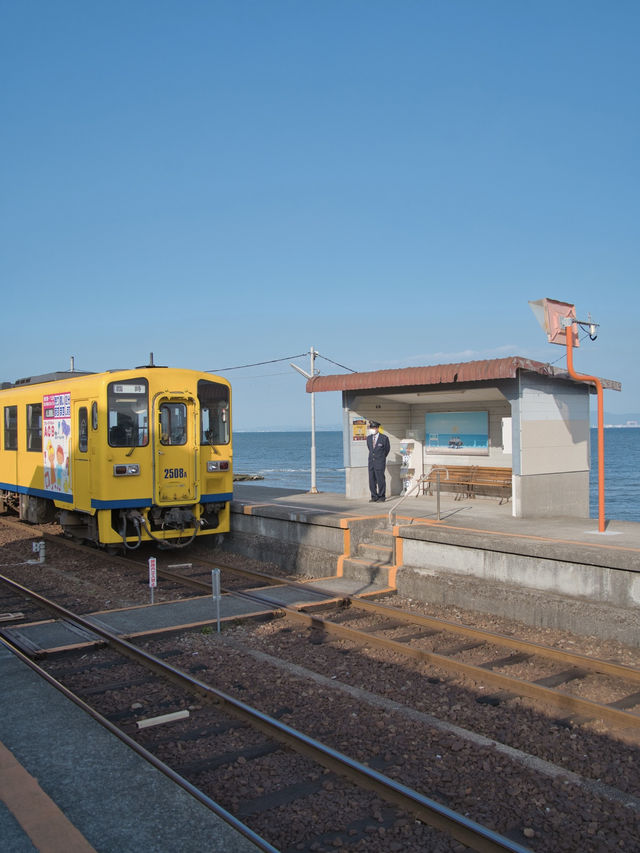 【長崎】エモさ爆発💥あのCMにも使われた「日本一海に近い駅」とされるスポットを紹介🔍※マップ付