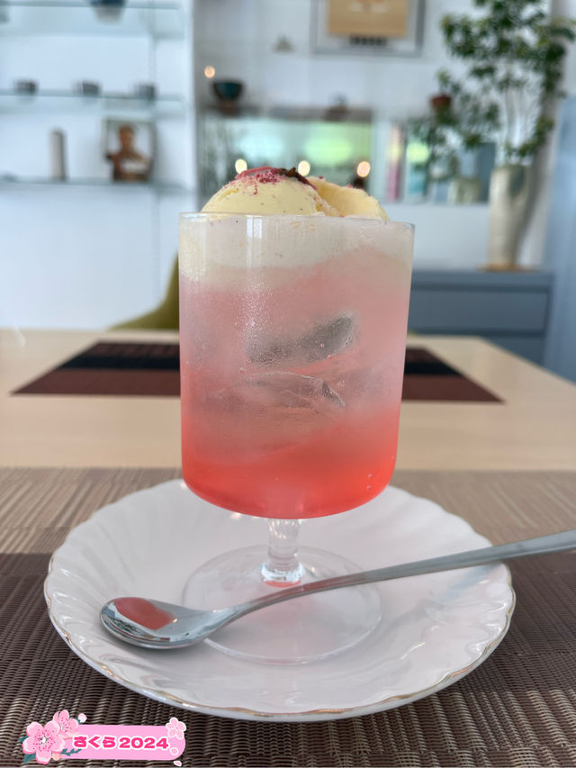 【福岡カフェ】お洒落さとレトロがまじり合う薬局をリノベーションしたお店🌸