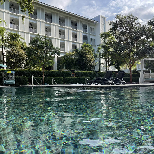 Definitely Not “Lonely” at Lone Pine, Penang