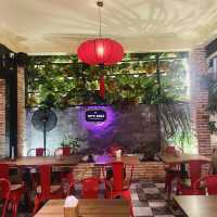 Vy’s Deli  