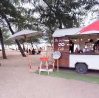 PN Infinity Cafe คาเฟ่สุดชิลริมหาดแหลมเจริญ