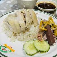 「泰式美食，奶茶」～水門雞飯