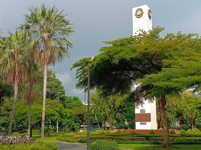 乍都節公園：湖景小橋，適合購物和休閒