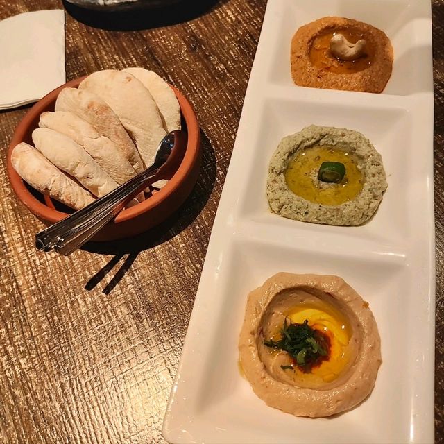特色地中海菜小酒館