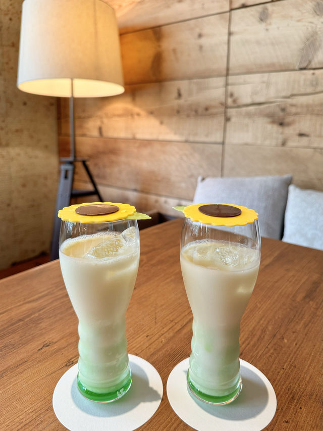 【東京/新宿】ゴッホのひまわりとコラボアフタヌーンティー🌻