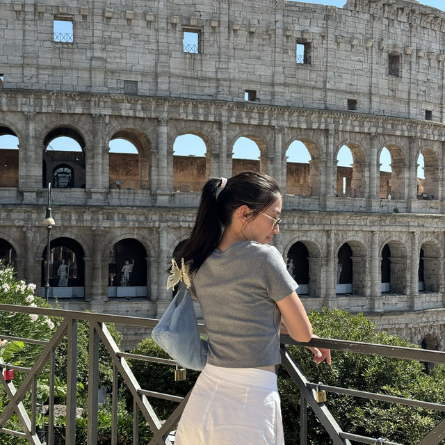 Explore Italy’s Ancient gem: Colosseum⭐️