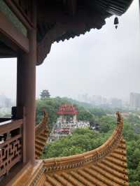 Yellow Crane Tower: Wuhan’s Historical Gem 🏯🇨🇳