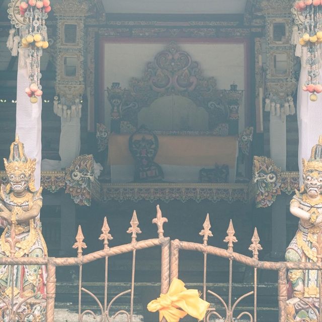 【バリ島】ティルタ ウンプル寺院に行ってきました